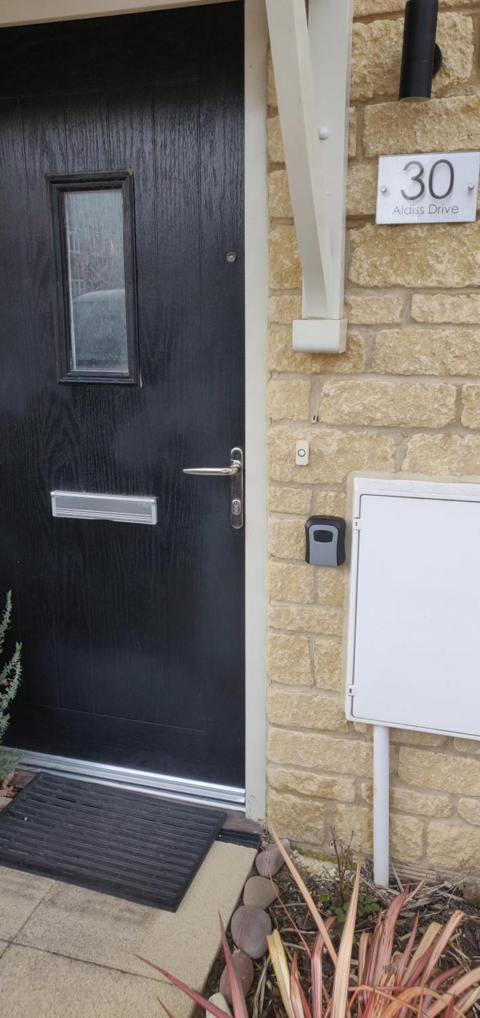ホテル 30 Aldiss Drive Kingston Bagpuze エクステリア 写真